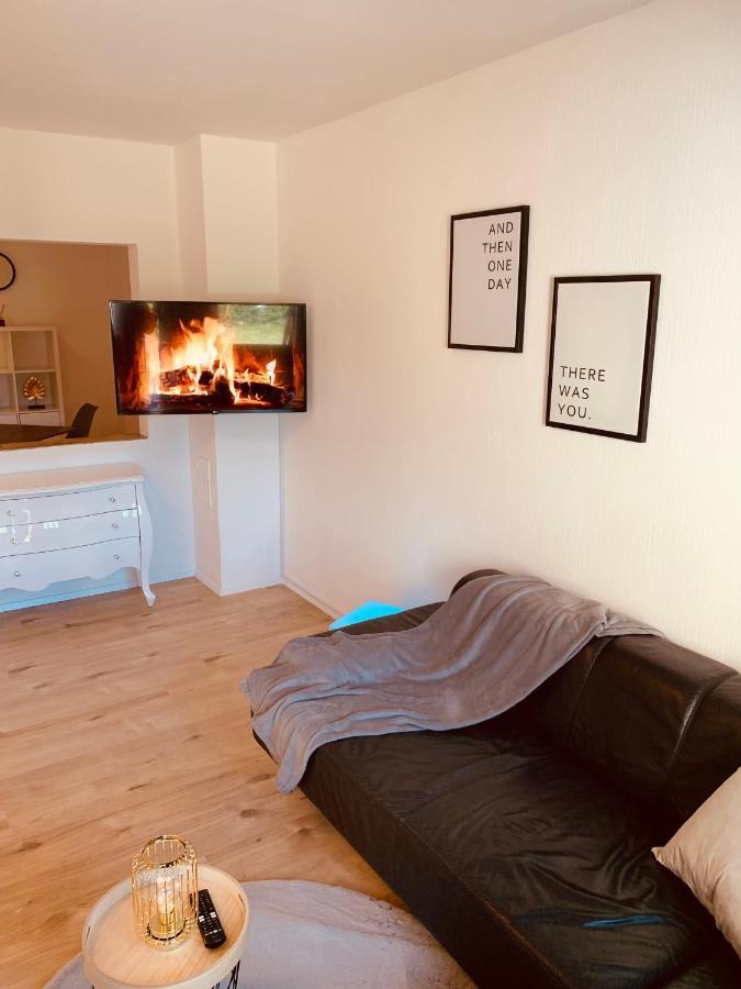 Felix Living 5, Modern & Cozy 2 Zimmer Wohnung, Terrasse, Parkplatz Salzweg Exterior photo