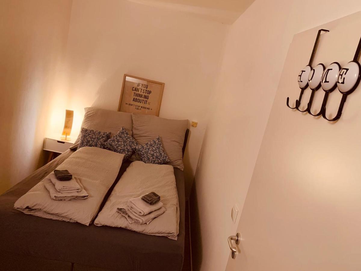 Felix Living 5, Modern & Cozy 2 Zimmer Wohnung, Terrasse, Parkplatz Salzweg Exterior photo